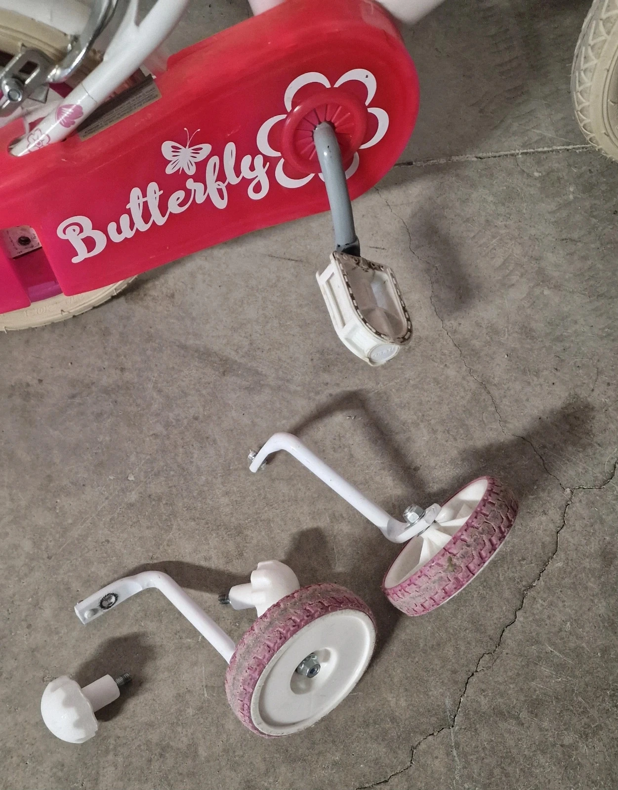Kinderfiets Butterfly 12 inch met wielen – Functioneel – photo 9